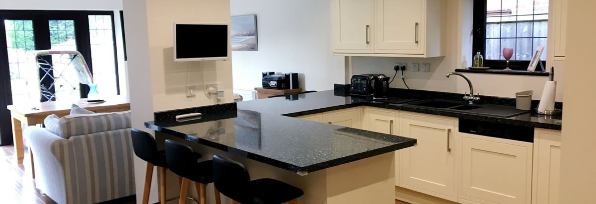 Impressive Kitchen Extension in Kenley
