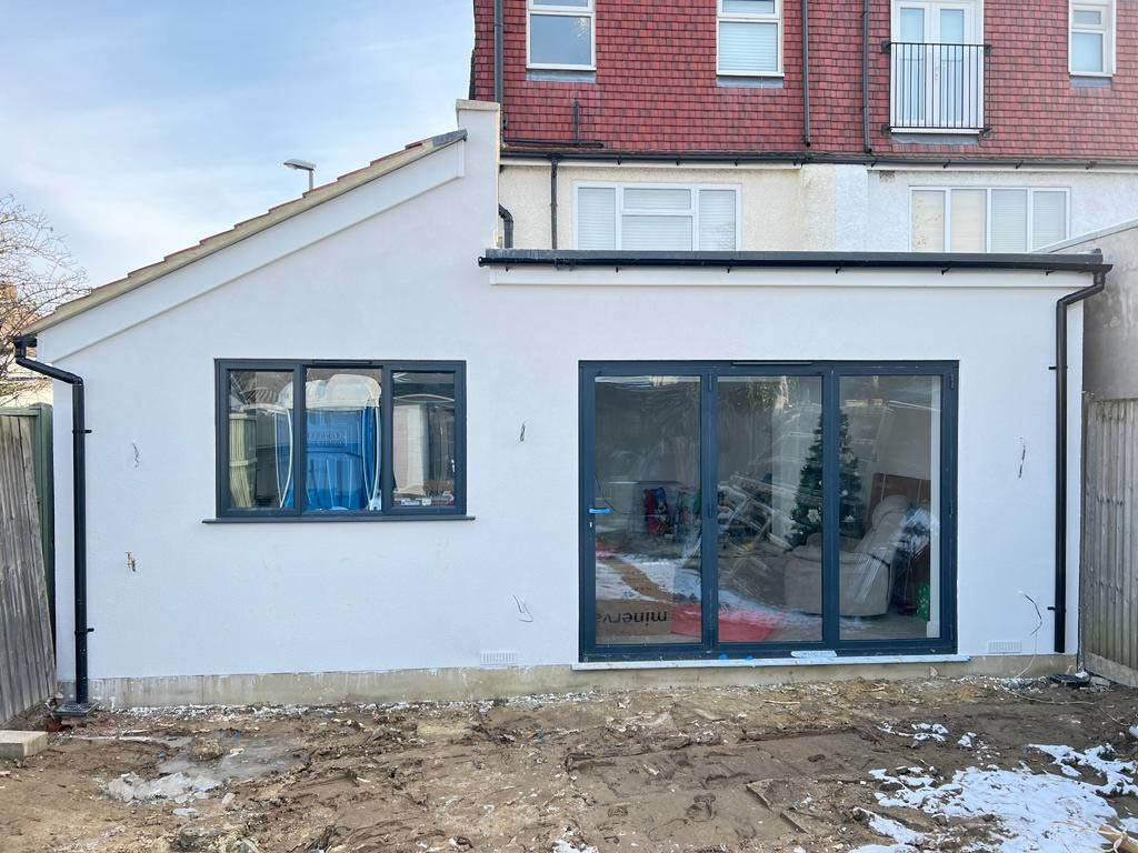 Great Rear Extension with Kitchen in Morden, London
